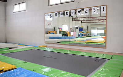 トランポリンの写真